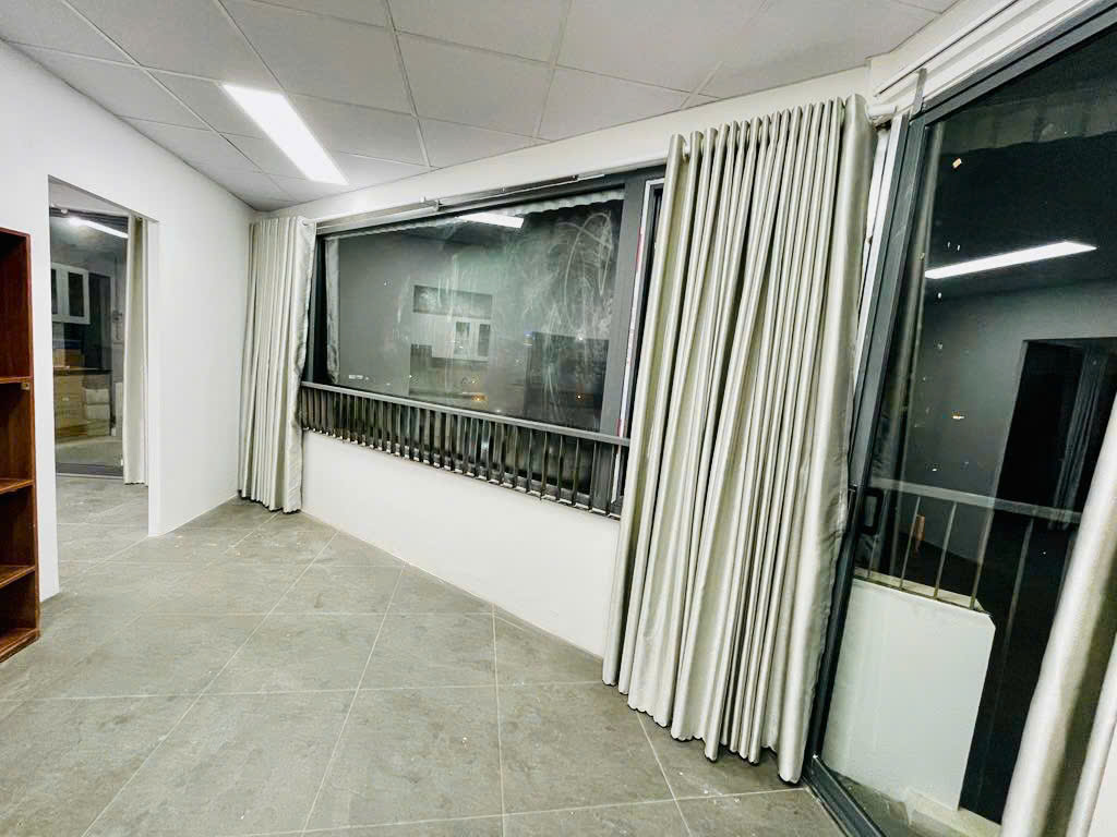 Cho thuê căn hộ ngõ 27 Đại Cổ Việt, 70m2, 3 ngủ, 8.5 Triệu ở gđ, nhóm Full đồ vào ngay - Ảnh 1